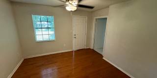 Single Family Home on 1.5 acres Gallery 5