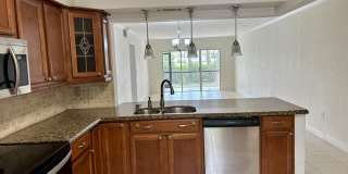 4040 Crystal Lake Dr Gallery 6