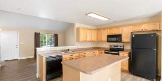 6276 Riverdale Dr. - Ridgeview at Stetson Hills - Two Story House -  3 Bed/ 3 Bath/ 2 Car Garage Gallery 8