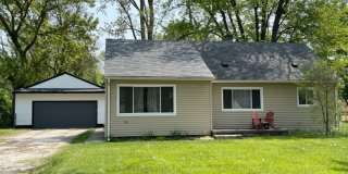 ADORABLE 3 BED 1.5 BATH BUNGALOW -----DEERING ST. Gallery 1