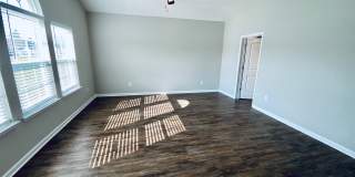 355 Leste Rd Gallery 25