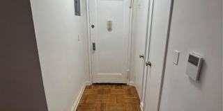 210 Pelham Road Gallery 12