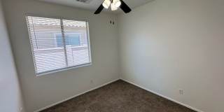 3bd/2ba 1374 sq ft in Chandler with POOL Gallery 16