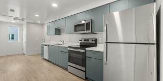 Second Avenue Commons Gallery 30