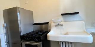 Look at this Spectacular 2 BR and 1 Bath condo in the East Harriet neighborhood-Fiber Cable is included in the rent rate Gallery 1