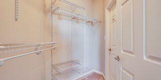 21216 MCFADDEN Square Gallery 29