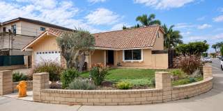 Huntington Beach Beauty with Impressive Indoor/Outdoor Space Huntington Beach Beauty with Impressive Indoor/Outdoor Space Gallery 1