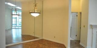 4540 Laclede Avenue Gallery 4