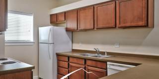 427 1st Ave N, 102 Gallery 7