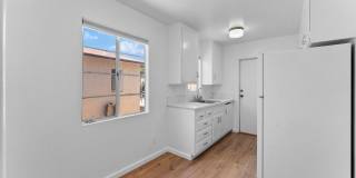 Prime Location on Adams Avenue: Modern Comfort Meets Historic Charm Gallery 2