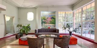 1051 Meridian Ave Gallery 15