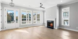 2035 Parkside Lane Gallery 10