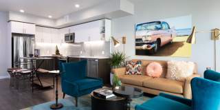 Axis Oakland Gallery 21