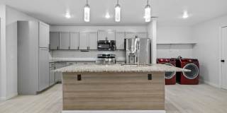 Modern Duplex in Fayetteville, AR Gallery 8