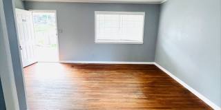 Remodeled 2 Bedroom Apartment Remodeled 2 Bedroom Apartment Gallery 6