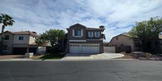 An Amazing NW Home! Over 3300 sq ft w/ pool & spa! Must see! Gallery 3