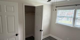 3 BR/1BA | Newly Renovated Cottage| Cove security system| Fully fenced backyard Gallery 14