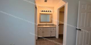 4 Bed/ 2 Bath Available Now! Gallery 15
