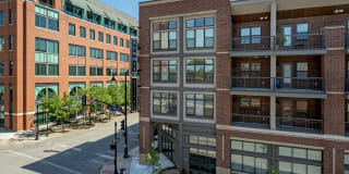 Summit on Quality Hill Gallery 18