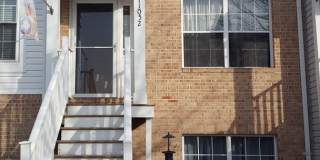 MANASSAS TOWNHOUSE WITH COMMUNITY POOL/BASKETBALL/FITNESS CENTRE - THE WORKS! Gallery 1