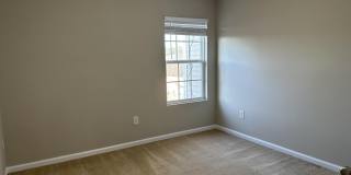 553 Writers Way Gallery 17