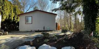 Beautifully Kept Newly Constructed Manufactured Home 3bed/2bath Gallery 1