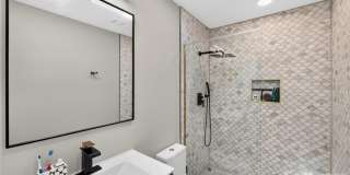 312 W 10th Street Gallery 29