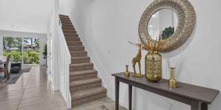 160 Bandol Street Gallery 13