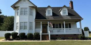303 Stonehaven Lane Gallery 1