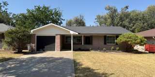 Gorgeous 3 Bed 1 Bath in The Village Gallery 1