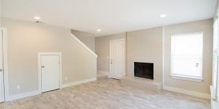 Updated 2-Story Townhome in Prime North Austin Gallery 10