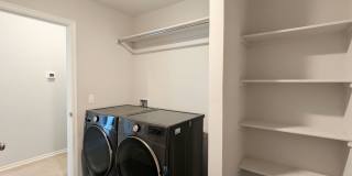 3 Bed / 2 Bath Home in Noble Schools | Fenced Backyard + Storm Shelter Gallery 12