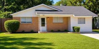 Freshly Painted 4-Bedroom Home Ready for Move-In Freshly Painted 4-Bedroom Home Ready for Move-In Gallery 1