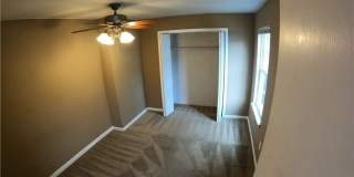 1536 W 40th Street Gallery 9