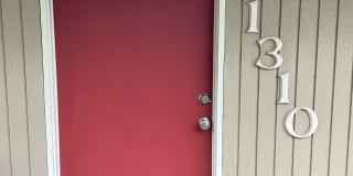 1310 Valley Lane Gallery 1