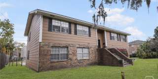 1220 E Victory Drive Gallery 1