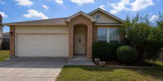 Beautiful 4-Bedroom 2-Bath Home in Bulverde Village, conveniently located just off TPC Parkway and minutes from Highway 281! Gallery 1