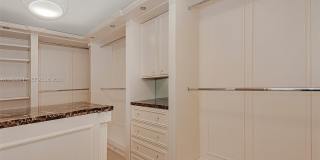 674 Ocean Blvd Gallery 28