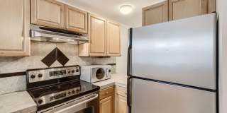 Lovely Pearl St. Condo 1 BDR/1 BA Downtown Boulder Gallery 3