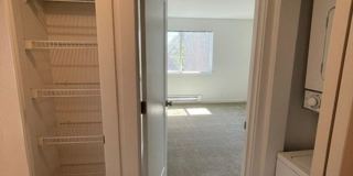 (1K) Kristine Apartments Gallery 14