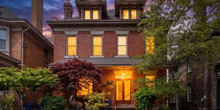 Stunning 5 Bedroom 2.5 Bathroom Home in Squirrel Hill Gallery 1
