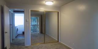 Winter Special-$500 Off-Spacious Three Bedroom, One & half Bathroom Townhouse Condo! Gallery 16