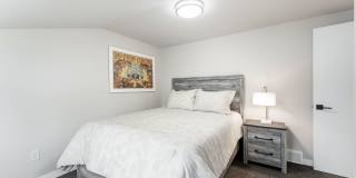 FURNISHED HOUSE! Short or Long Term! Large Newly Renovated Fully Furnished Modern 5 Bedroom Home with 3 Separate Living Rooms! Gallery 19