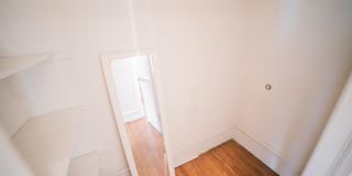 2124 SPRUCE Street Gallery 8