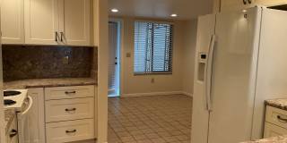 Lakeview Condo Available | Directly Across from Lake Hollingsworth Gallery 5