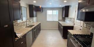 852 Glenwick Ave Gallery 3