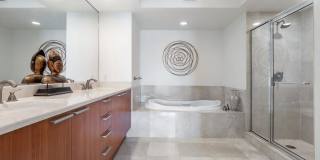 2650 Lake Shore Drive Gallery 16