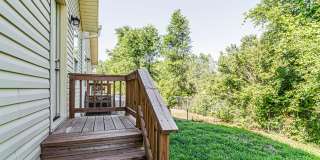 Fenced in yard! Gallery 7