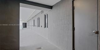 711 NE 23 TERRACE Gallery 38