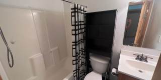 Century 21 Gold Rush - 2 bed, 1.5 bath (North Pole) Gallery 7